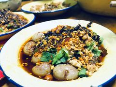 -拈签一笑黄牛肉辣卤串串
