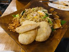 印尼式炒飯-Naughty Nuri’s Phuket
