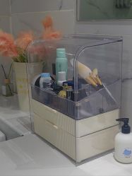 -康美贞·痘肌养护管理中心