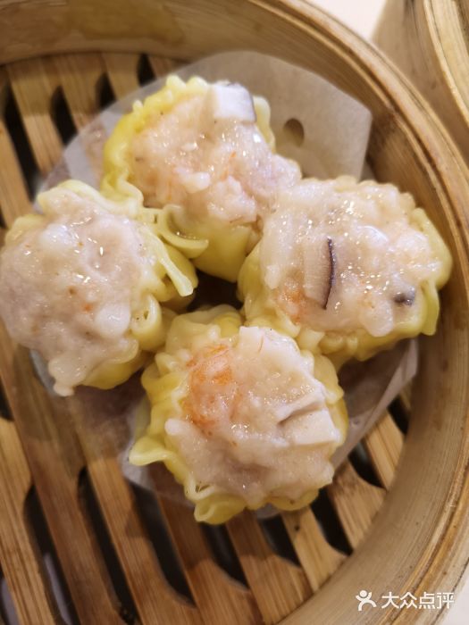 万龙洲海鲜(南新仓店)鲜虾烧卖皇图片