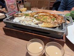 -耶里夏丽·丝路国际·新疆餐厅(浦东区东方路店)