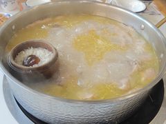 -朴小妹人参鸡汤火锅(长白山万达店)