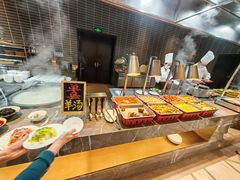 -南郊宾馆·风味自助餐厅·山东十六地市特色菜