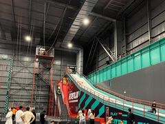 -极限PLAY运动娱乐新世界·团建派对潮玩休闲馆·室内蹦极高空游乐园