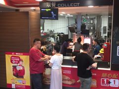 -麦当劳(展览路店)