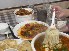 -迎宾楼(解放西街店)