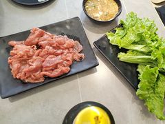 -啊美丽炭火烤肉(滑翔一店)