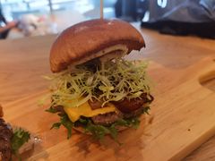 培根芝士龙小治-龙治汉堡(中华城店)