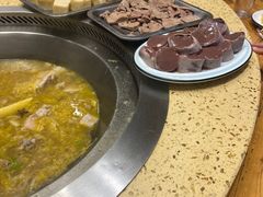 -山河屯铁锅炖鲜鹅·东北菜(开发区一店)