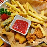 不会还有人没吃过他家的烤肉呼啦圈吧