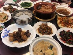 -董厨煨汤馆(车站路店)