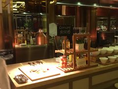 -大中华希尔顿酒店-念自助餐·嗨啤·小龙虾