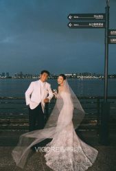 -雪中彩影婚纱摄影·微光艺术中心