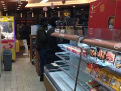 -全家便利店(天目山路三店)