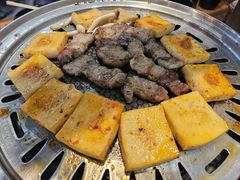 -合易泓烤肉·海肠捞饭(火车站店)