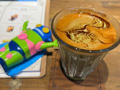 -Metal hands·铁手咖啡