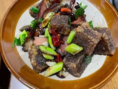 -苗家恒灵酸汤鱼-跳水牛肉连锁店(凯里总店)