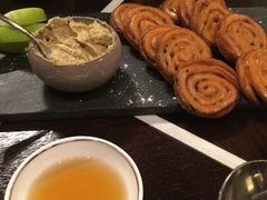 鸭肝酱伴葱油饼-杭州西子湖四季酒店·金沙厅