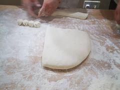 -舒小笼松针小笼包