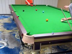 -出杆桌球俱乐部