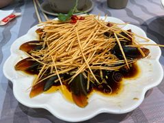 -肥肥虾庄·金牌油焖大虾(汉口城市广场店)