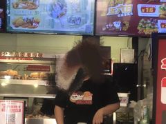 -华莱士·全鸡汉堡(五号路店)