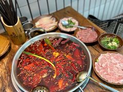 -老街·稳拈老火锅(海椒市店)