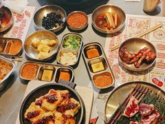 -草家酱蟹炭火烤肉店(珲春南路一店)