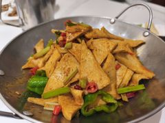 -梅利汴京烤鸭•开封豫菜地标店(东大街店)