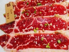 -山川小町·极番烧肉(新地假日广场店)
