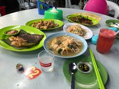 -明记烧鱼美味店