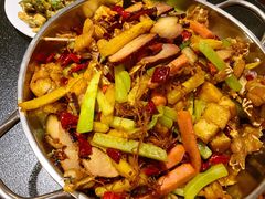 干锅牛蛙-馋嘴蛙火锅