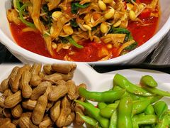 毛豆花生-壹号院音乐餐厅•烤全羊•新疆菜(浐灞店)