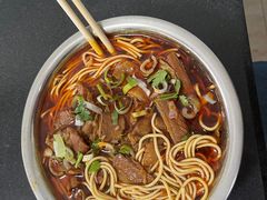 -薛记襄阳香辣牛肉面(平安路店)