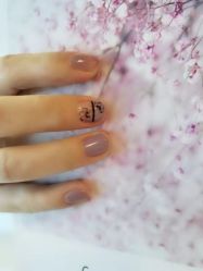 -闺蜜时间美甲美睫皮肤管理中心