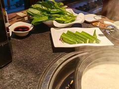 -大匠工房古船木艺术餐厅·猪肚鸡专门店(长白仙岛店)
