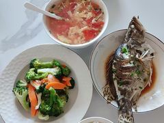 -乐禧母婴全自营月嫂(宝山店)