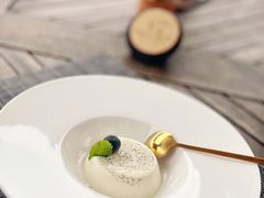 -MONICH牛排融合餐厅(和义大道购物中心店)