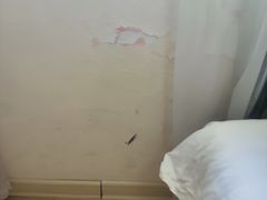 -莫泰168旅店（上海莲花南路银都路店）-停车场