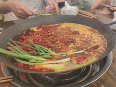 -黄潇洒老火锅(九眼桥宏济巷店)
