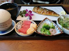 烤青花鱼定食-九井澤精致料理(金茂店)
