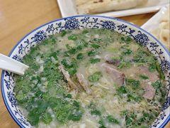 -八百里牛肉汤(盖饭·锅贴·万象城店)