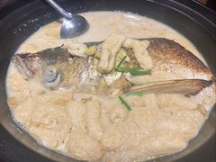 婆婆鱼头炖豆参-麒麟小院·老九江菜(安平路店)
