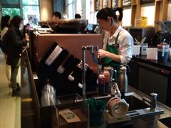 -星巴克(汾阳路店)