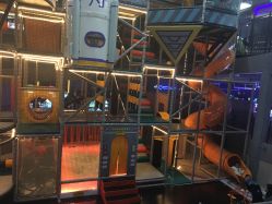 -嗨翻Hi-Fun竞技主题乐园·蹦床团建生日聚会(五棵松华熙店)