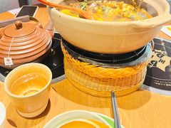 -吃饭皇帝大土家民族菜(荟聚店)