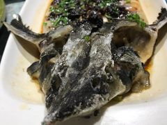 -宝燕海货工场(长江国际店)