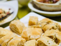 咸甜薄撑双拼-惠爱餐厅