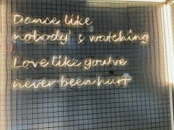 -YASAKI国际舞蹈中心