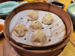 鲜肉小笼-缸鸭狗(天一广场店)